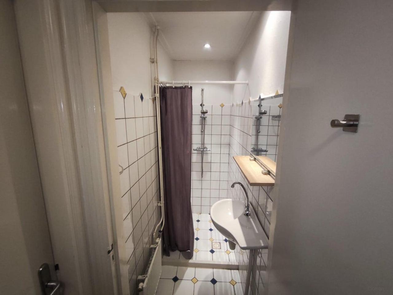 Ground-floor apartment with private garden by the city park in Kampen - Image 6