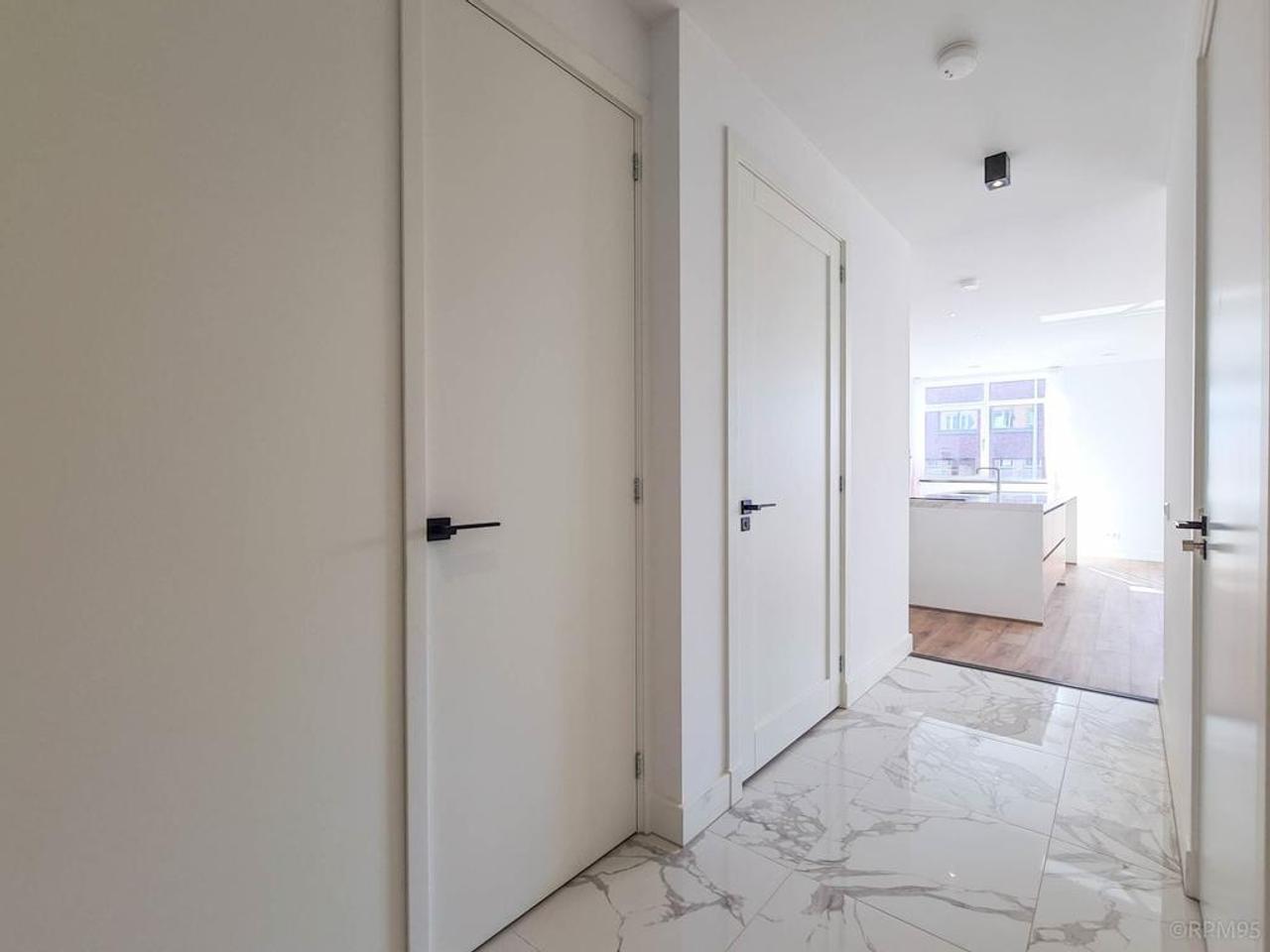 Living at the Scheveningen marina - Image 20