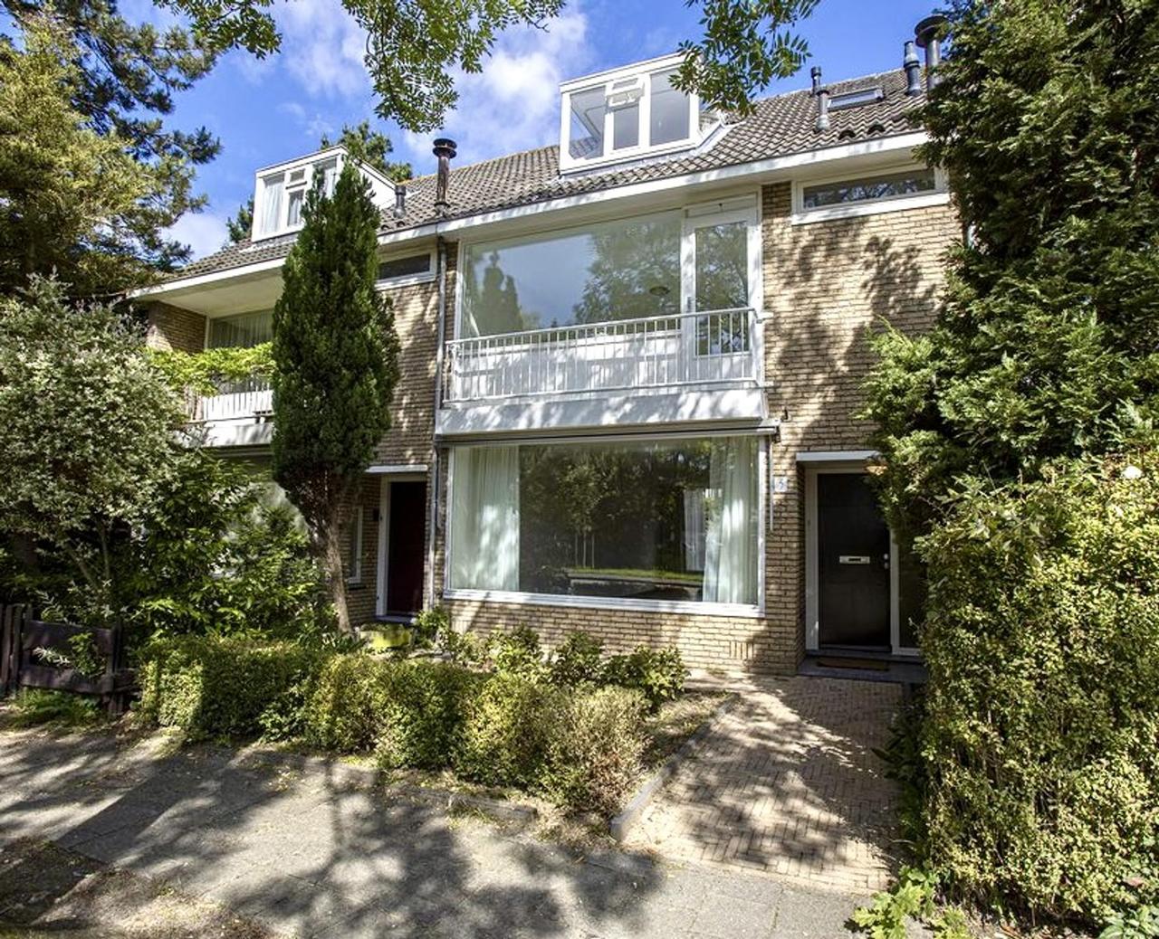 Gezinswoning (143 m²) met 5 slaapkamers in Wassenaar - Afbeelding 1