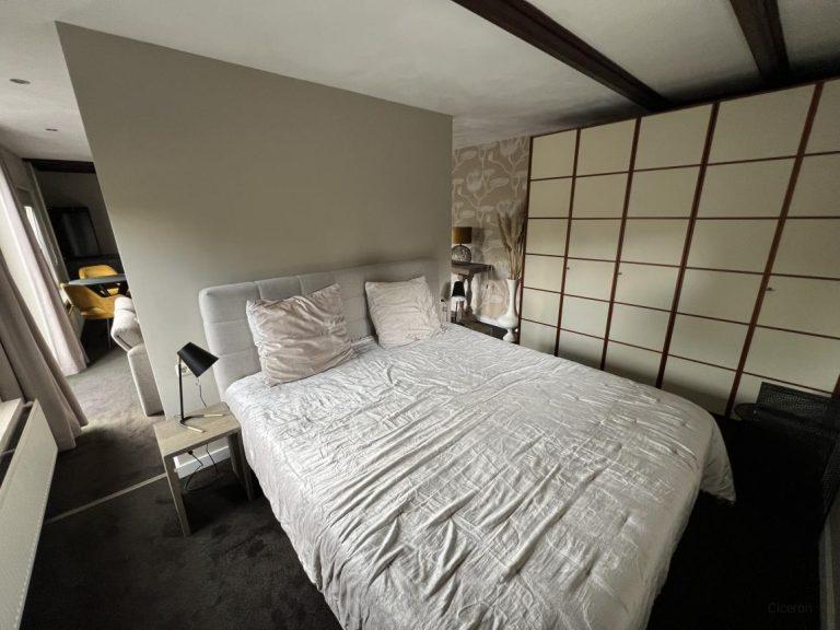 Furnished apartment with roof terrace - Image 5