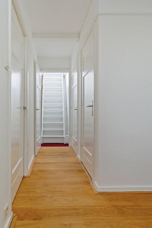 170 m² apartment with 4 bedrooms - Image 17