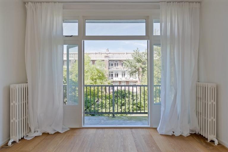 170 m² apartment with 4 bedrooms - Image 4