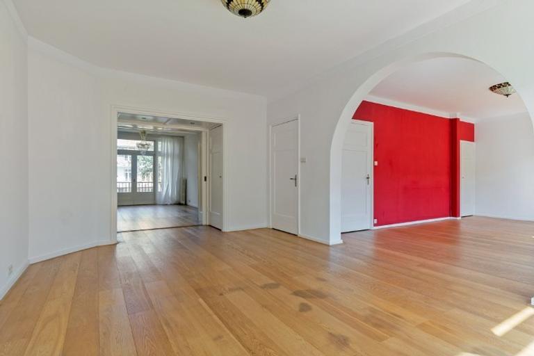 170 m² apartment with 4 bedrooms - Image 7