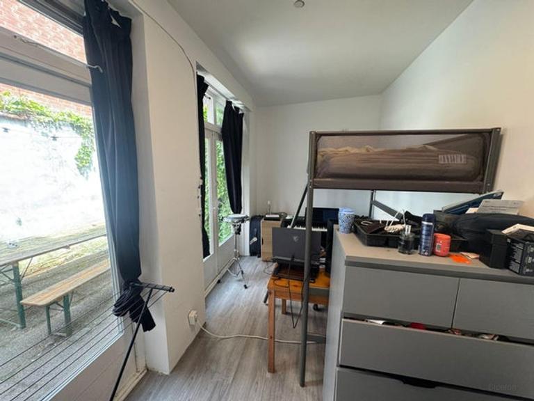 Lichte kamer (9m²) met tuin in centrum Groningen - Afbeelding 1