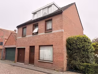 House with 6 bedrooms and garden in City Center