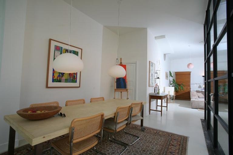 240 m² house with terrace - Image 6