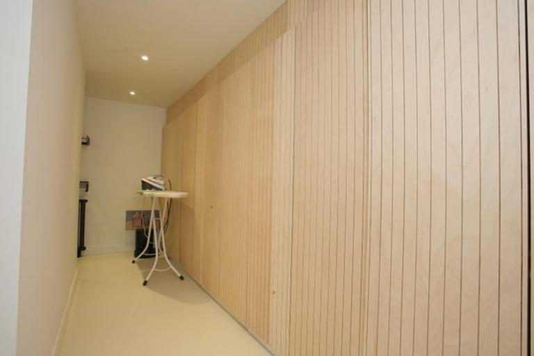 240 m² house with terrace - Image 22
