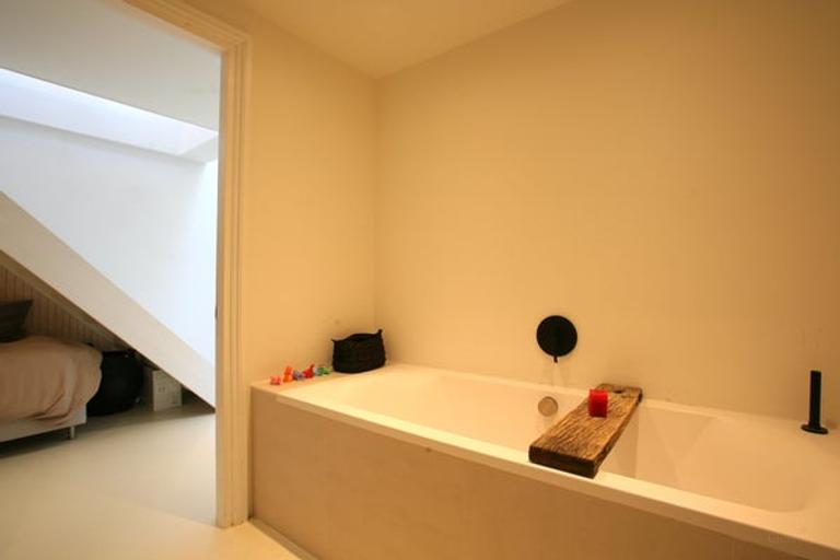 240 m² house with terrace - Image 21