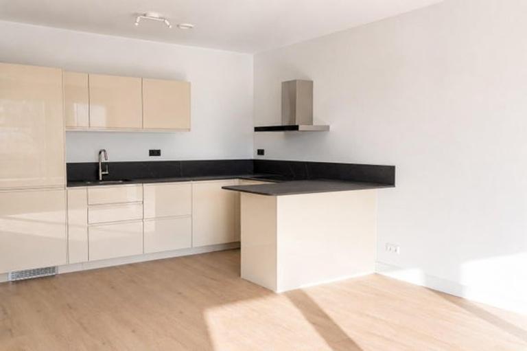 104 m² appartement met balkon in Hoofddorp - Afbeelding 2