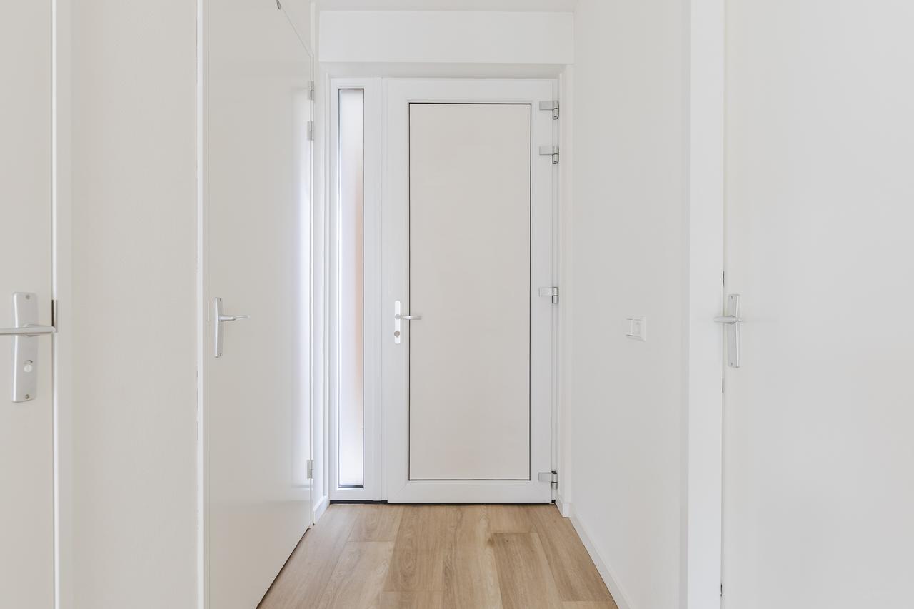 3-room apartment with balcony and parking space - Image 11