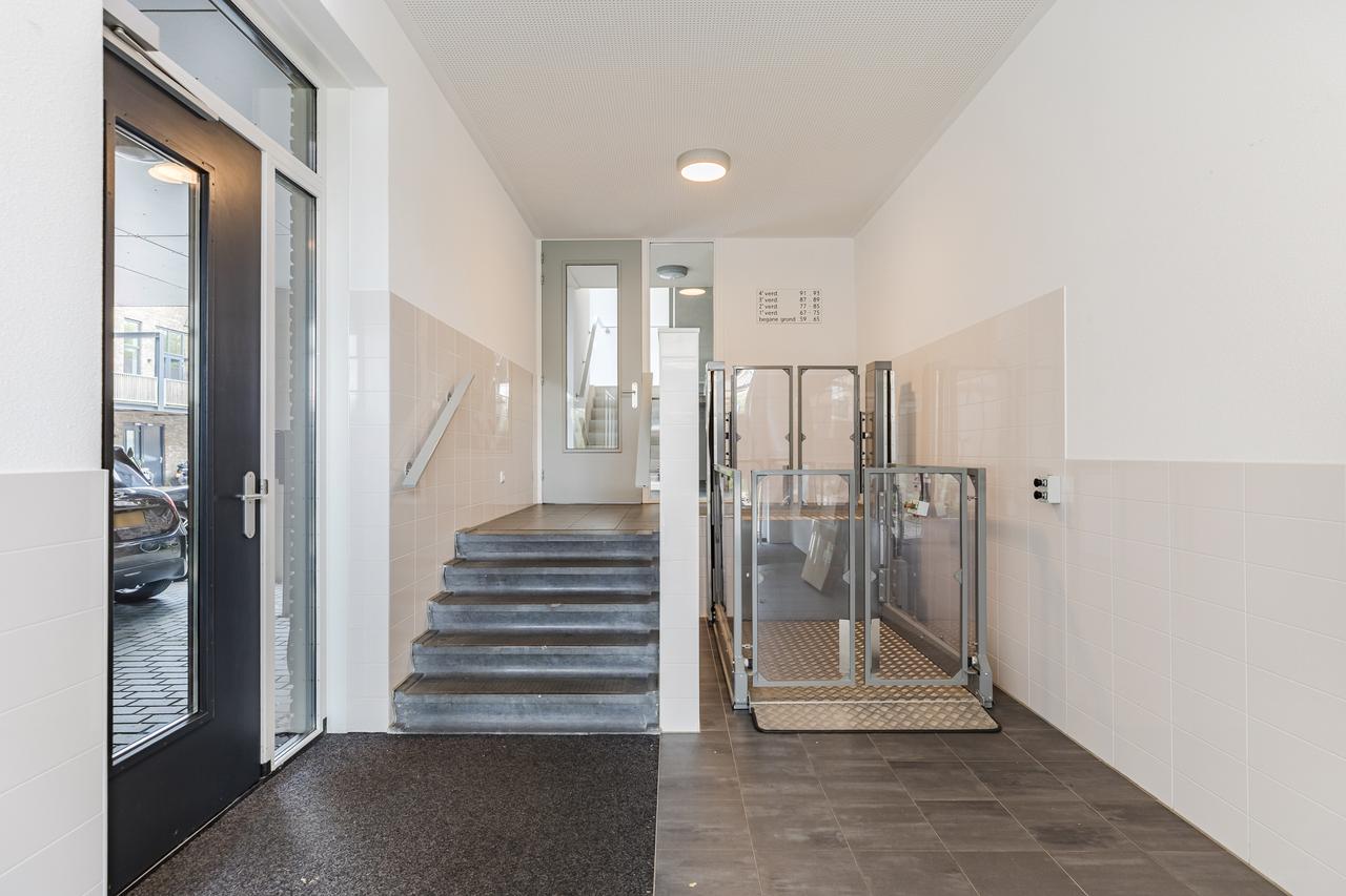 3-room apartment with balcony and parking space - Image 8