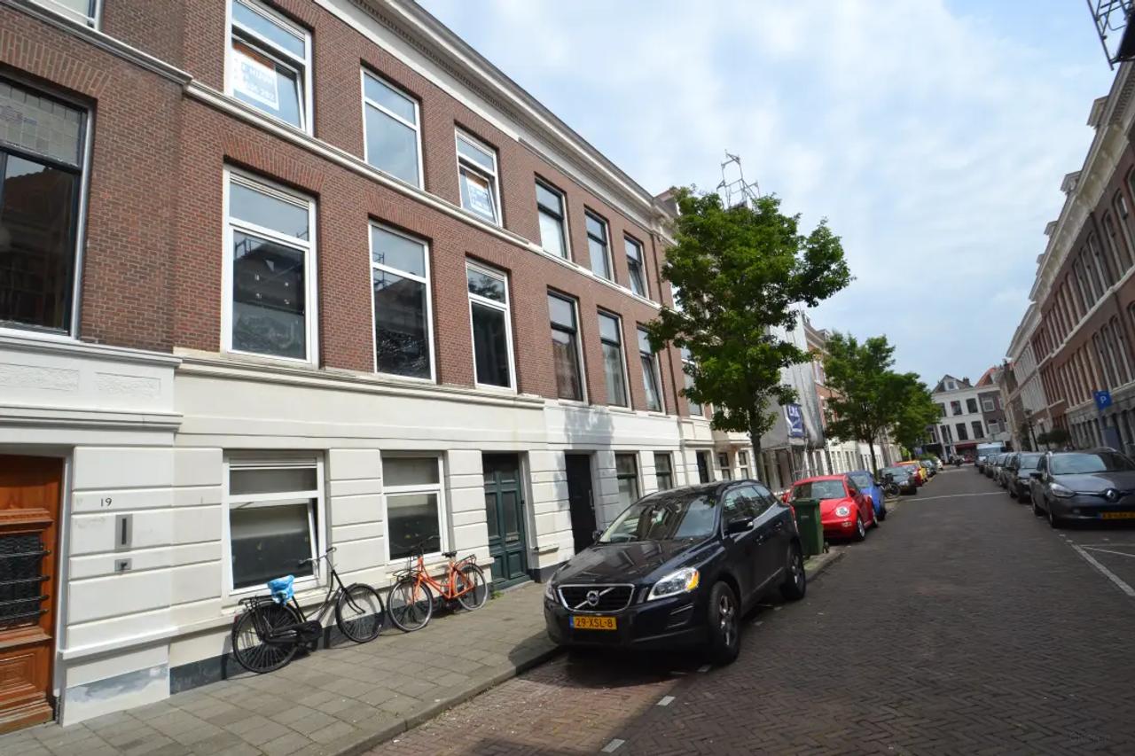 Studentenkamer met woonkamer in Zeeheldenkwartier - Afbeelding 1