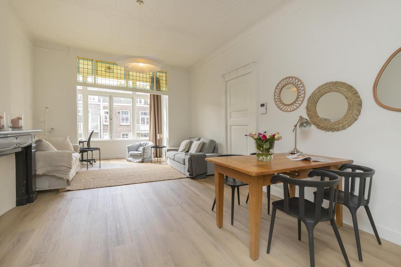 Furnished 3-room apartment in Oud-Zuid - Image 2