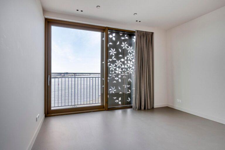181 m² Loft with Wrap-Around Terrace on the IJ - Image 7