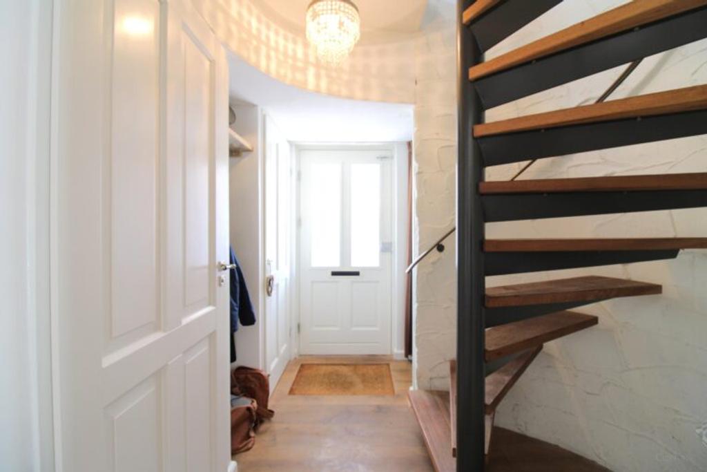 Semi-detached house of 192m² with solar panels in Best - Image 2