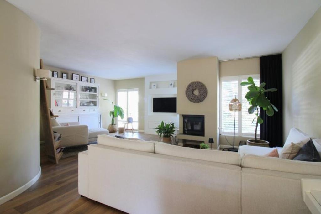 Semi-detached house of 192m² with solar panels in Best - Image 3