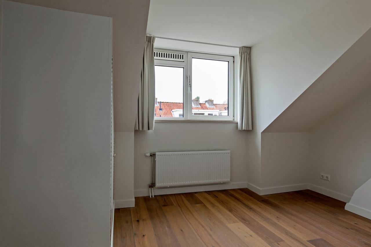 Bright 3-room apartment with 2 balconies - Image 18