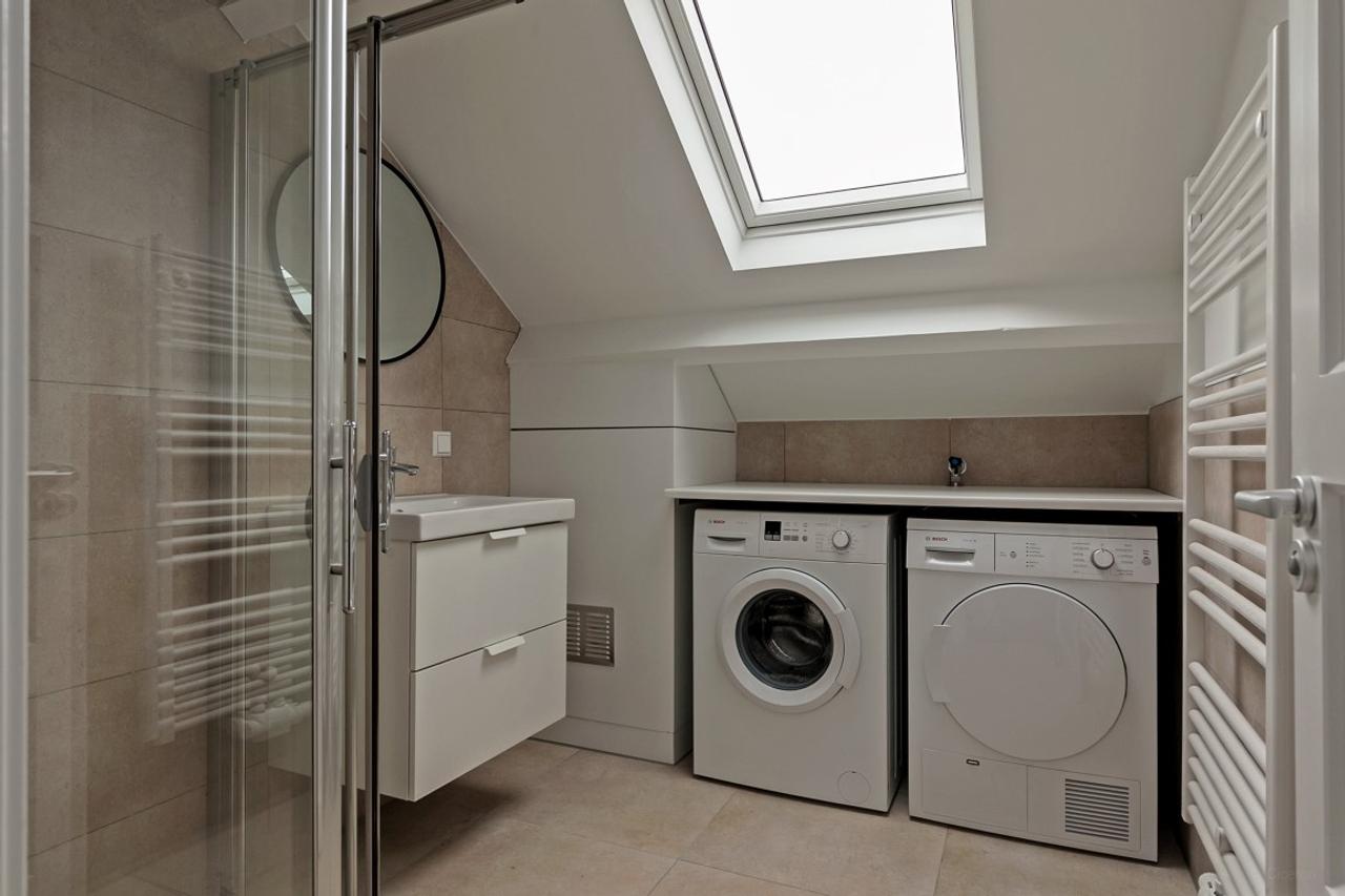 Bright 3-room apartment with 2 balconies - Image 20