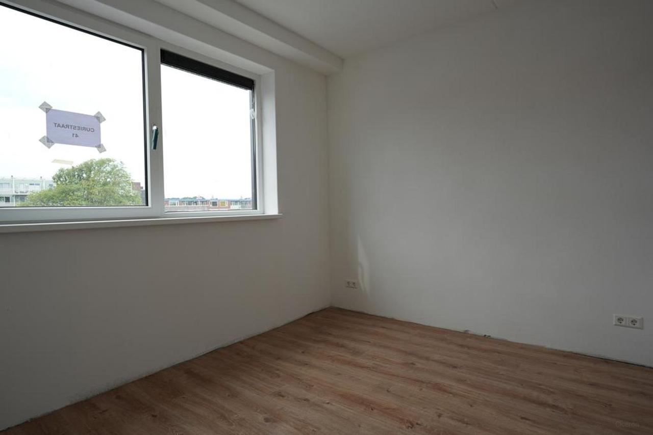 2-kamerappartement met balkon en parkeren - Afbeelding 4
