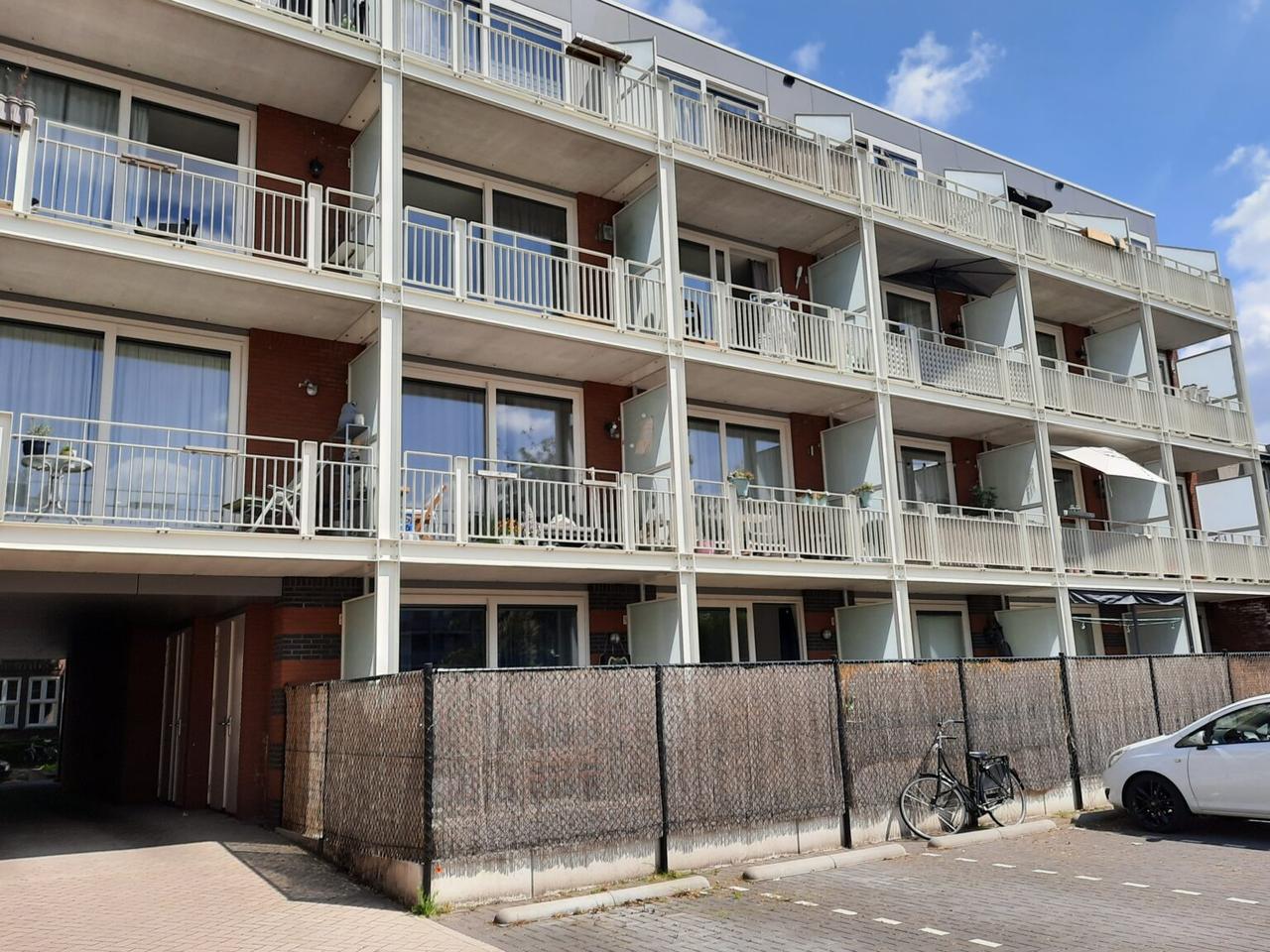 3e etage met balkon in Oss - Afbeelding 4