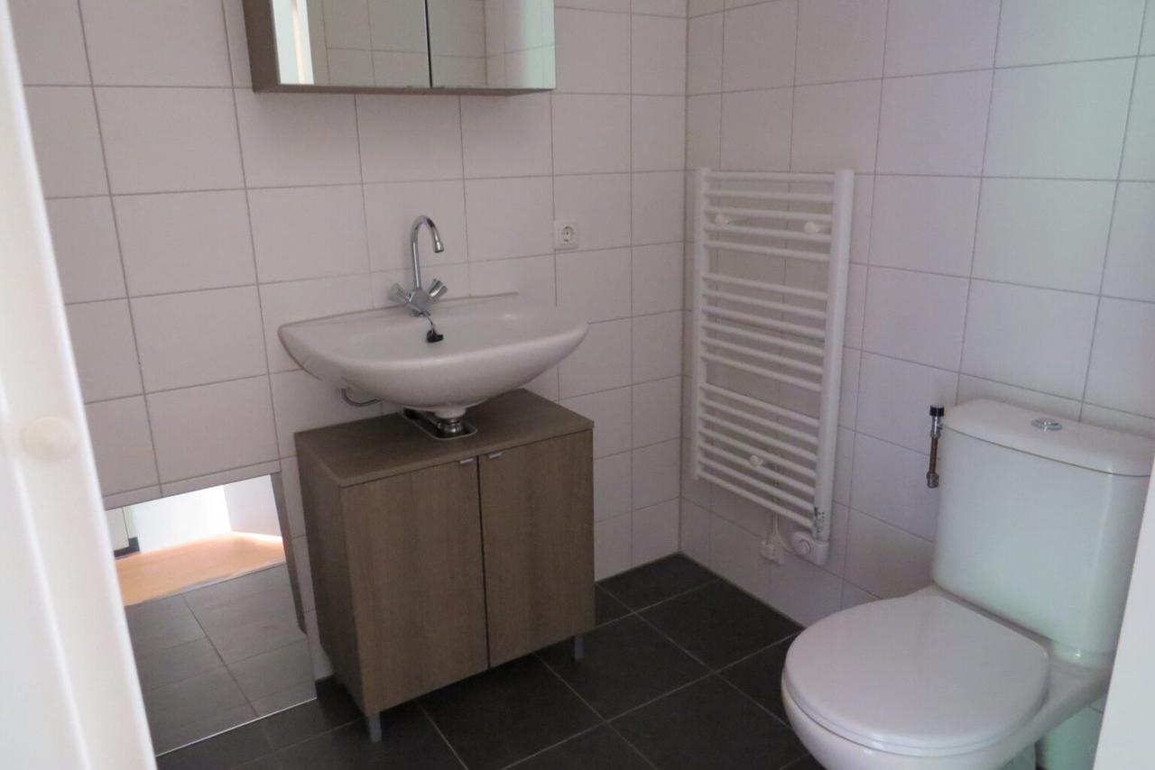 3e etage met balkon in Oss - Afbeelding 9