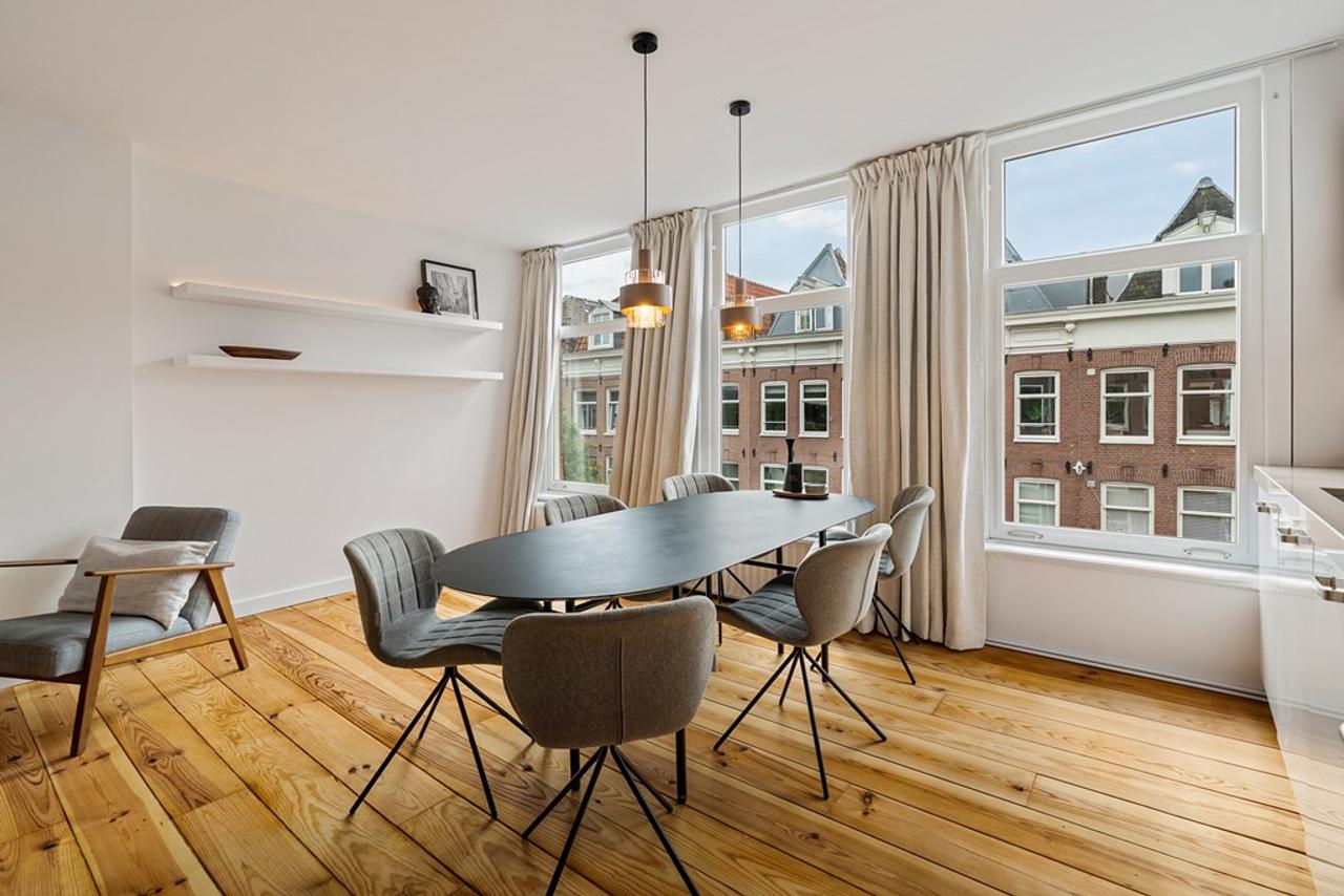 Furnished 1-bedroom apartment in Zeeheldenbuurt - Image 4