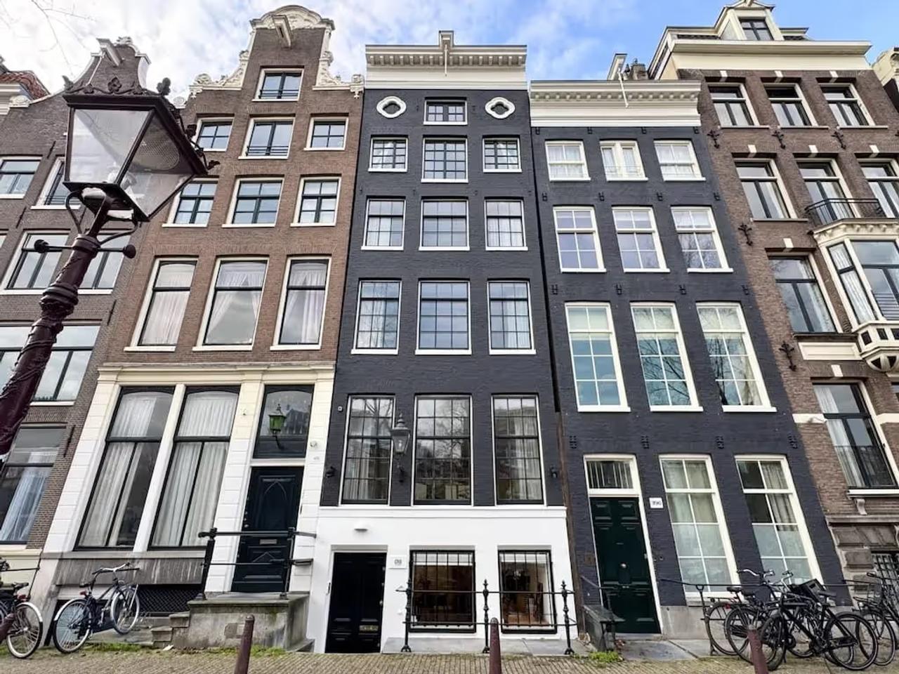 Entire Canal House on Singel with 6 Bedrooms - Image 15