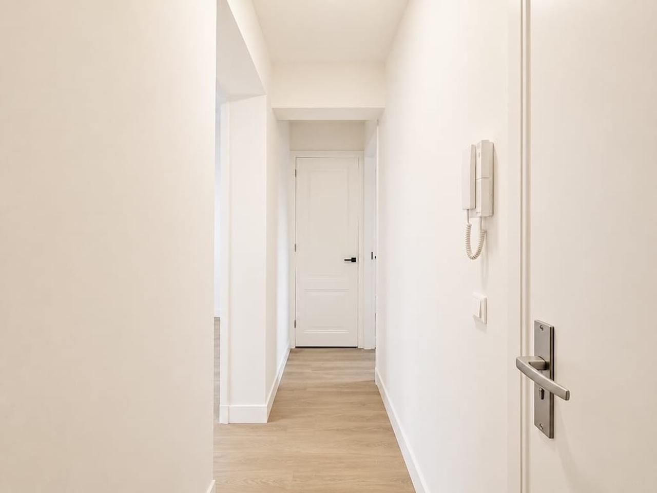 House Sharing in De Baarsjes: 3 Bedrooms - Image 16