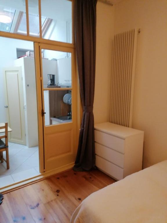 Bright studio in the Vogelenbuurt - Image 5