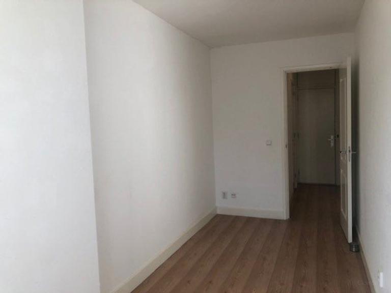 2-bedroom apartment in De Pijp - Image 19