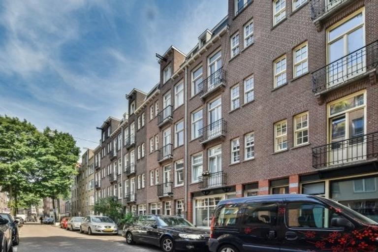 2-bedroom apartment in De Pijp - Image 1