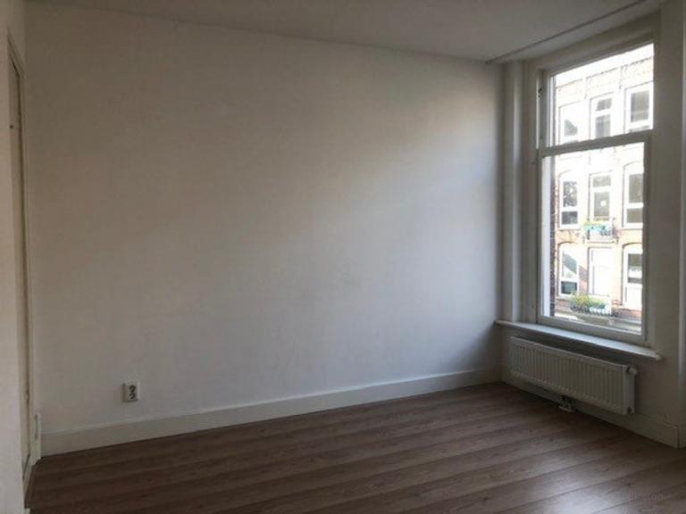 2-bedroom apartment in De Pijp - Image 12
