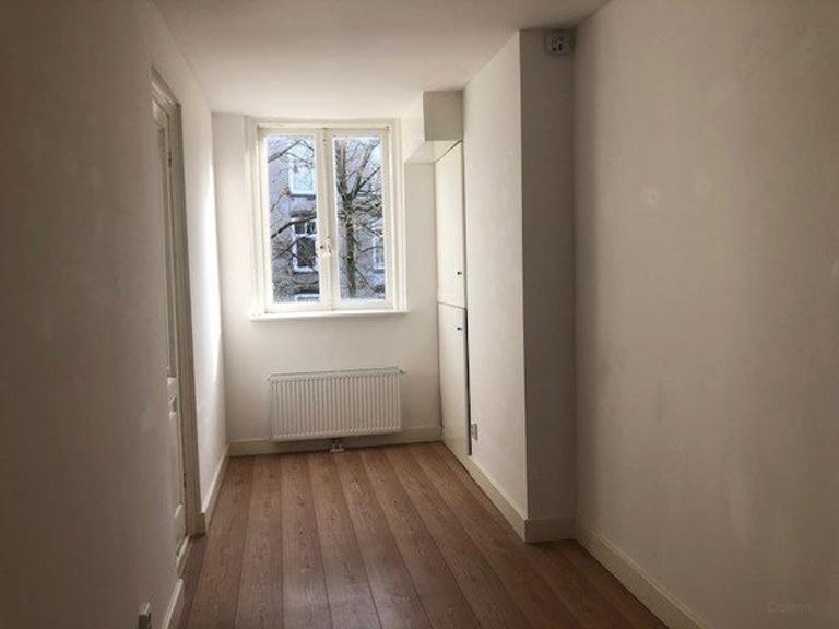 2-bedroom apartment in De Pijp - Image 18