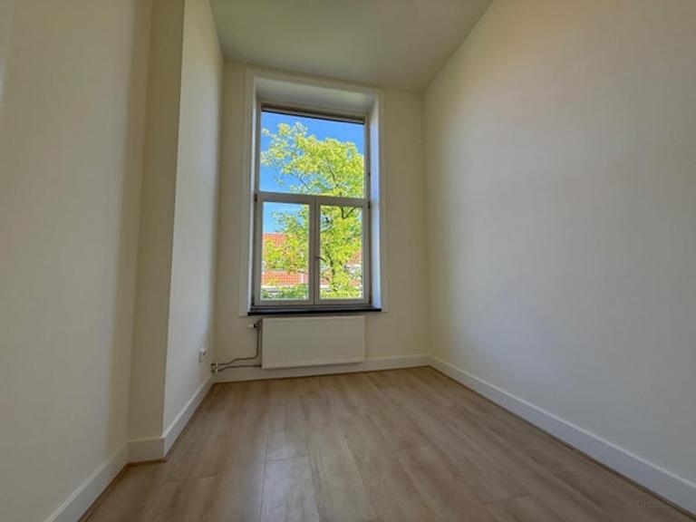 72m² two-bedroom apartment in De Baarsjes - Image 8