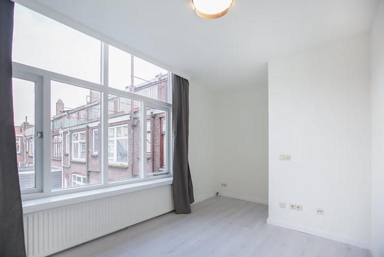 125 m² apartment with 3 bedrooms - Image 16