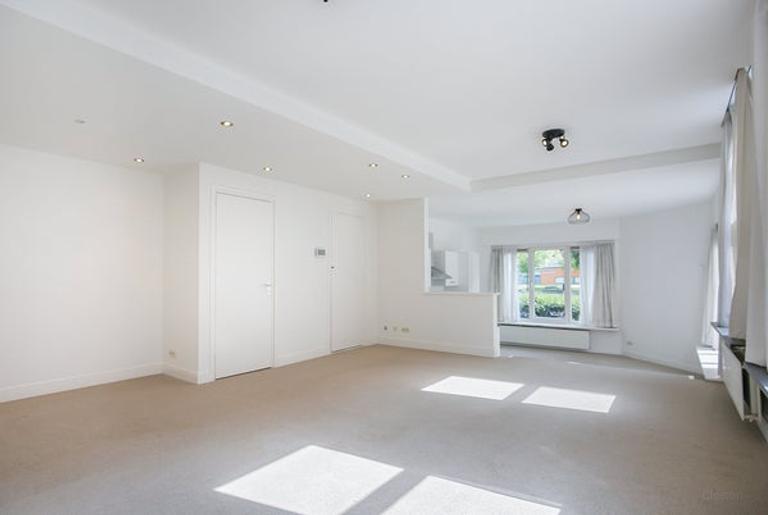 125 m² apartment with 3 bedrooms - Image 7