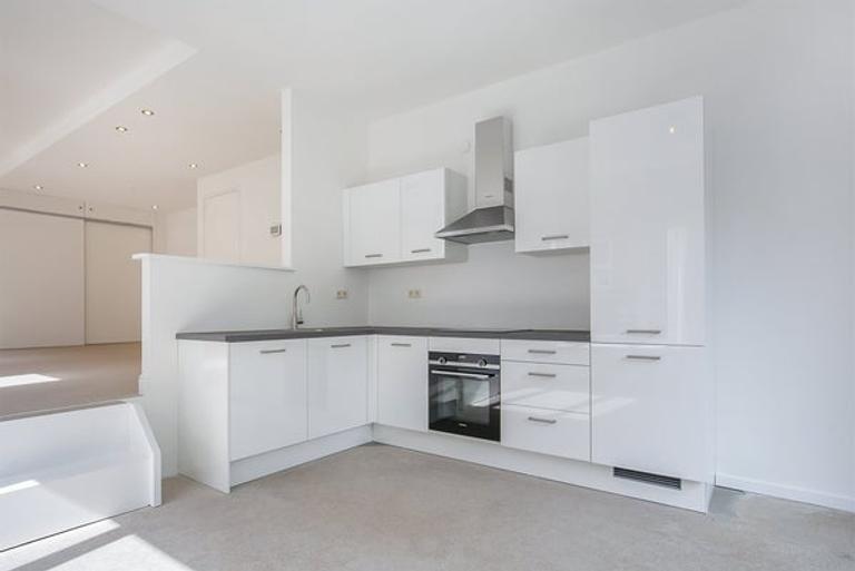 125 m² apartment with 3 bedrooms - Image 4