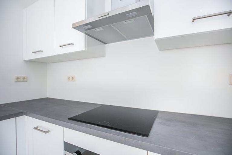 125 m² apartment with 3 bedrooms - Image 5