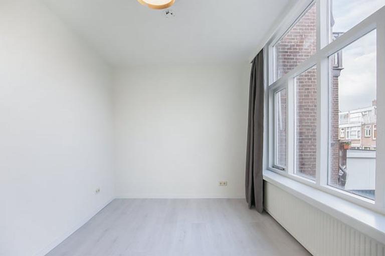 125 m² apartment with 3 bedrooms - Image 17