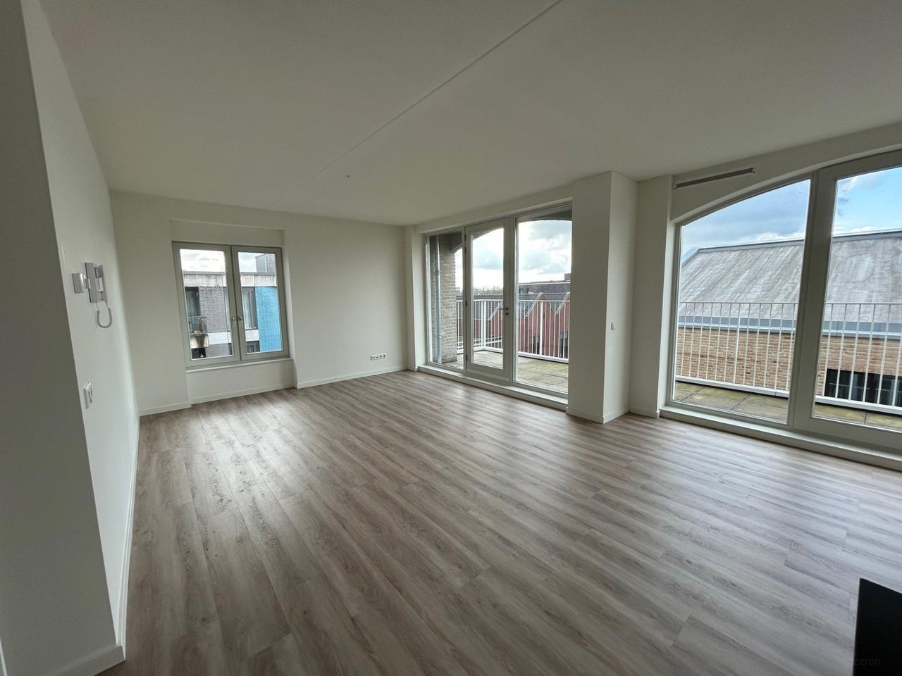 3-slaapkamerappartement met balkon - Afbeelding 5