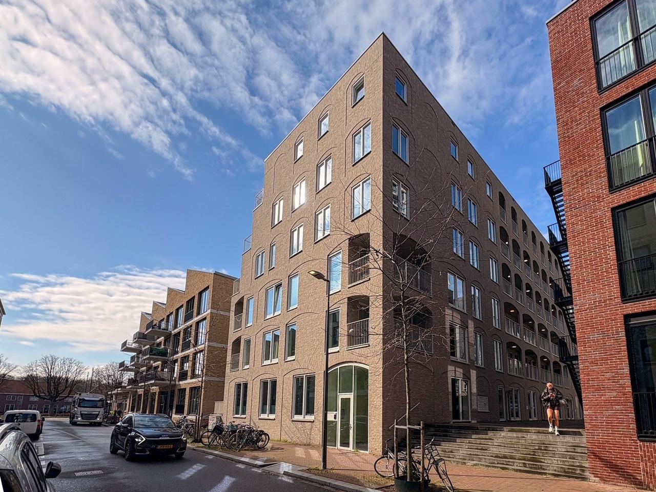3-slaapkamerappartement met balkon - Afbeelding 1