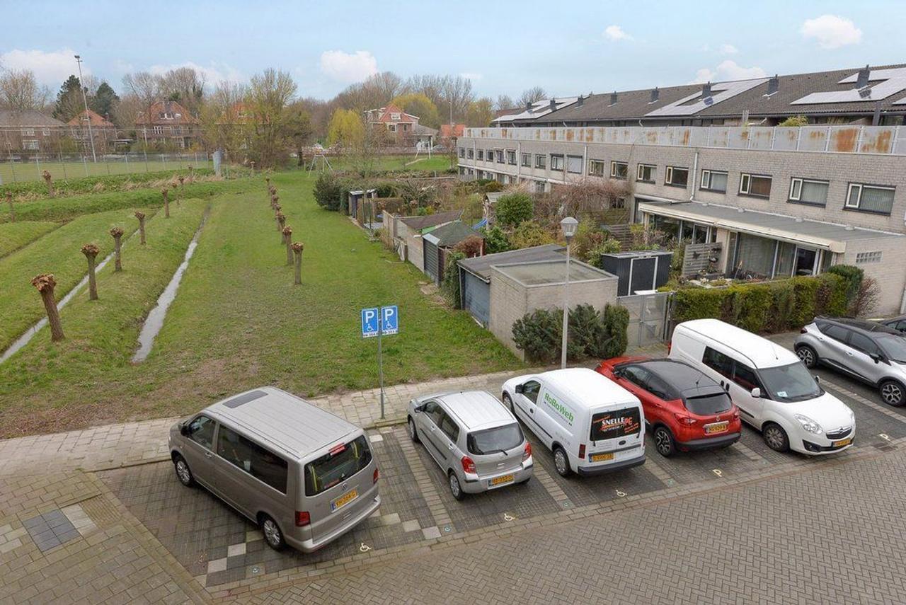 Licht 3-kamerappartement met balkon in Emerald - Afbeelding 15