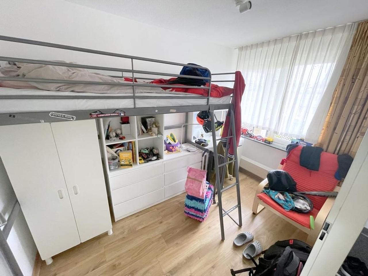 Licht 3-kamerappartement met balkon in Emerald - Afbeelding 12
