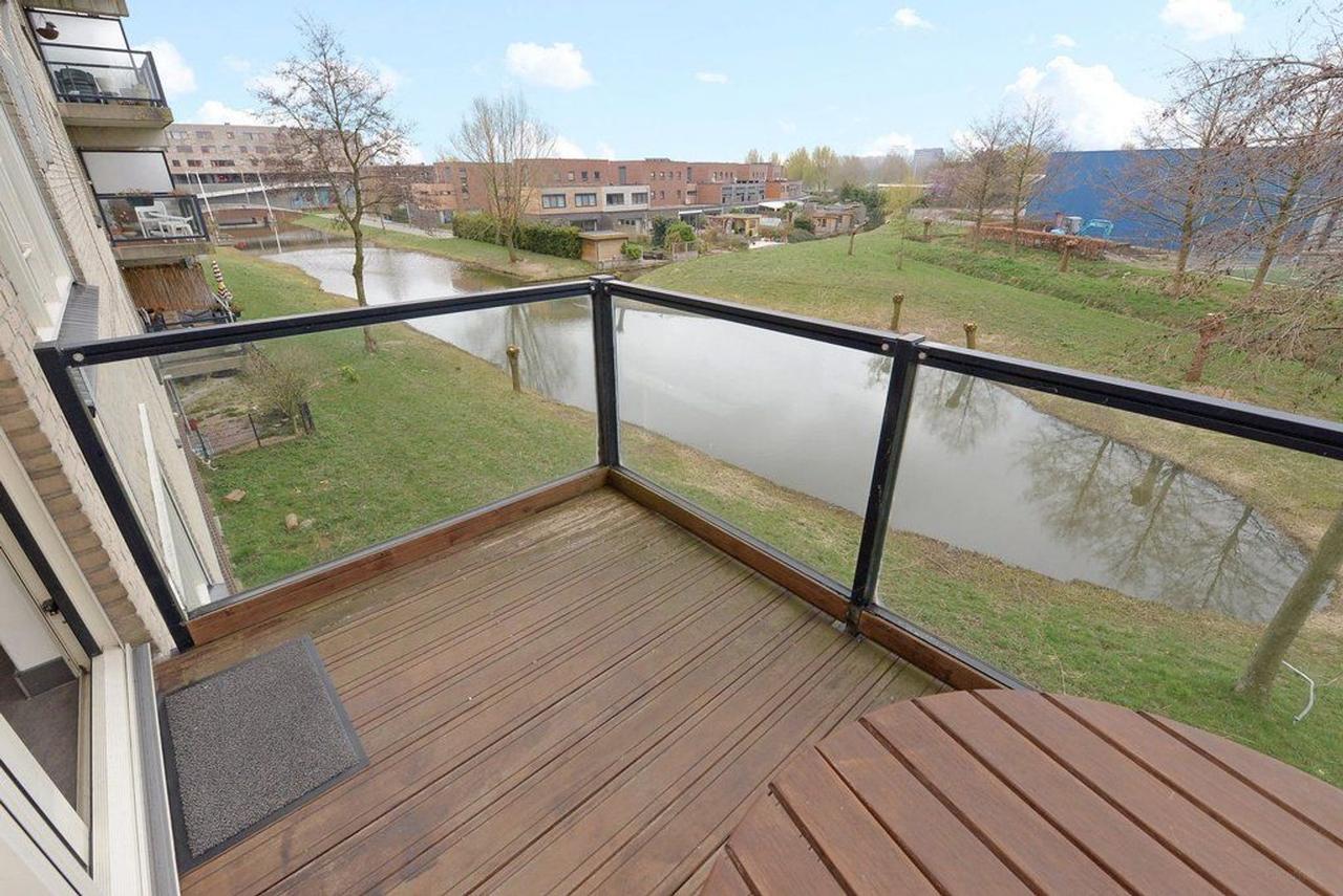 Licht 3-kamerappartement met balkon in Emerald - Afbeelding 13