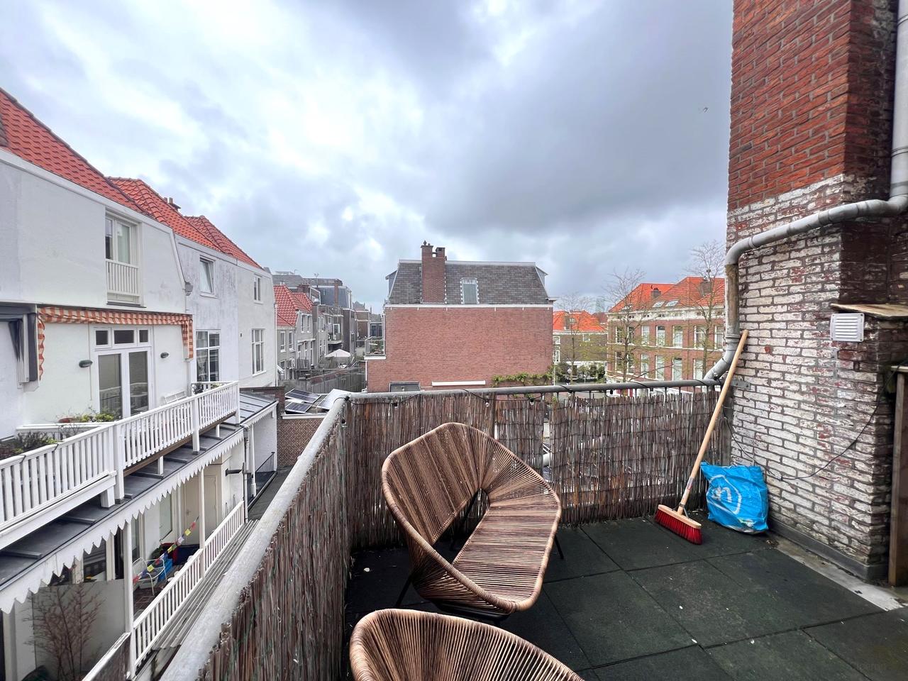 Licht 3-kamerappartement met balkon - Afbeelding 6