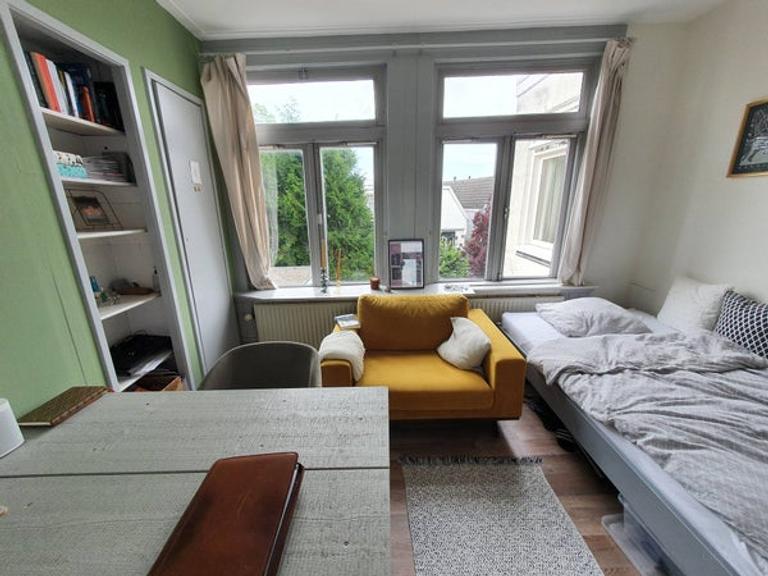 Lichte kamer van 13m2 in de Oranjebuurt - Afbeelding 2