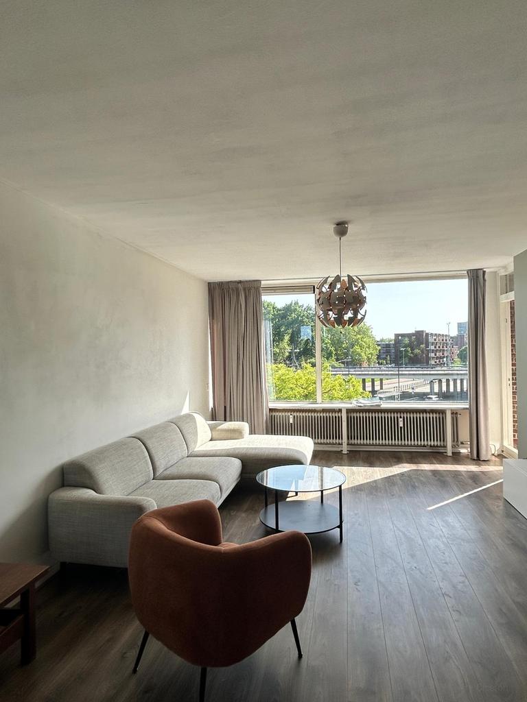Gemeubileerd appartement met 3 balkons - Afbeelding 2