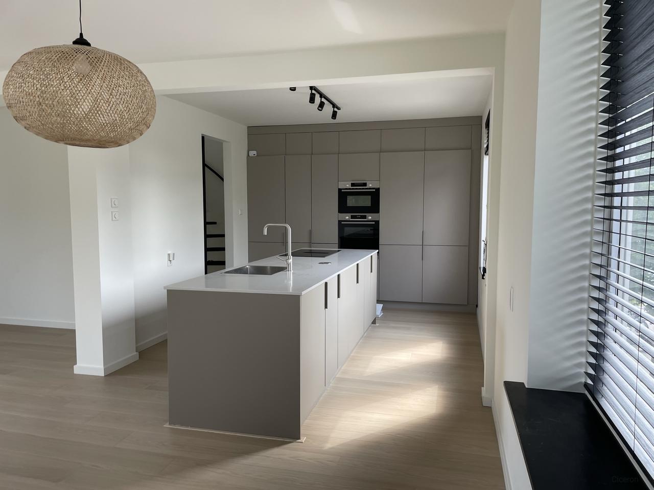 4-slaapkamer maisonnette met groot dakterras - Afbeelding 3