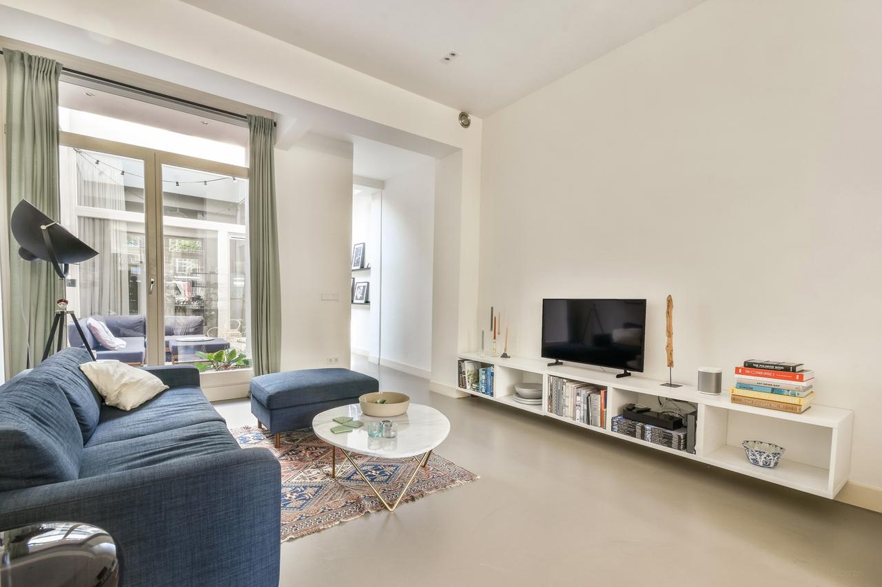Waterfront with 2 patios in Oud-West - Image 6