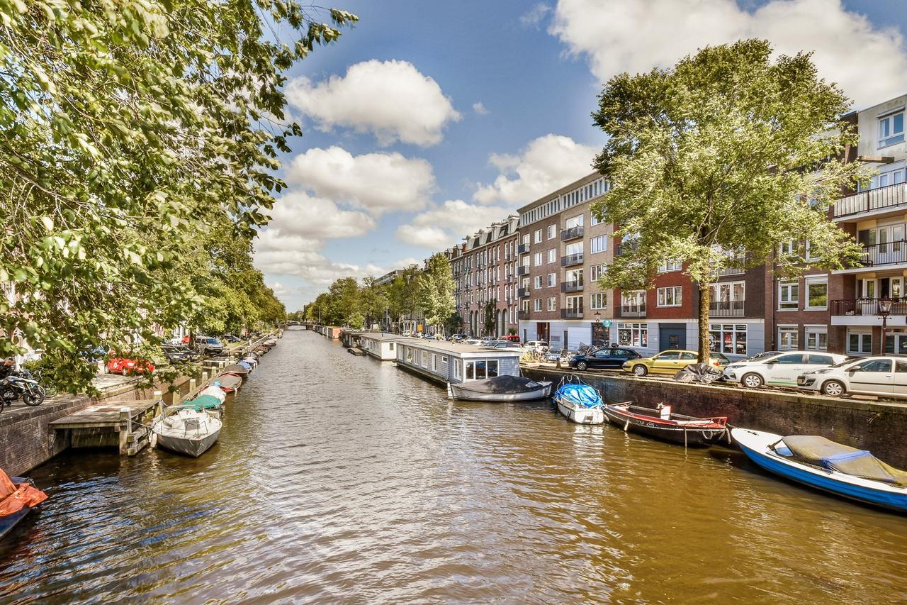 Waterfront with 2 patios in Oud-West - Image 22